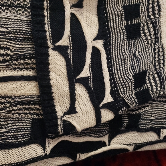 Coogi knit sweater. XXL🔥 - Picture 5 of 11